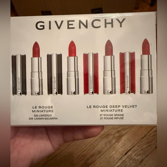 Givenchy Le Rouge Lipstick Set - Bold Reds - Picture 3 of 3